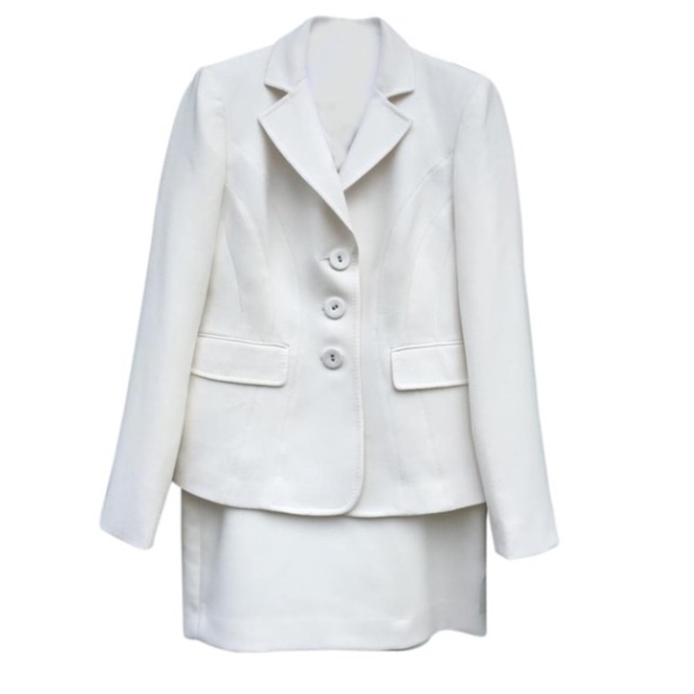Anne Klein long sleeve skirt suit